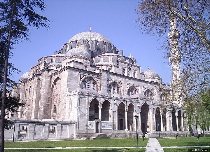 1 - Kim Ne Yazıyor